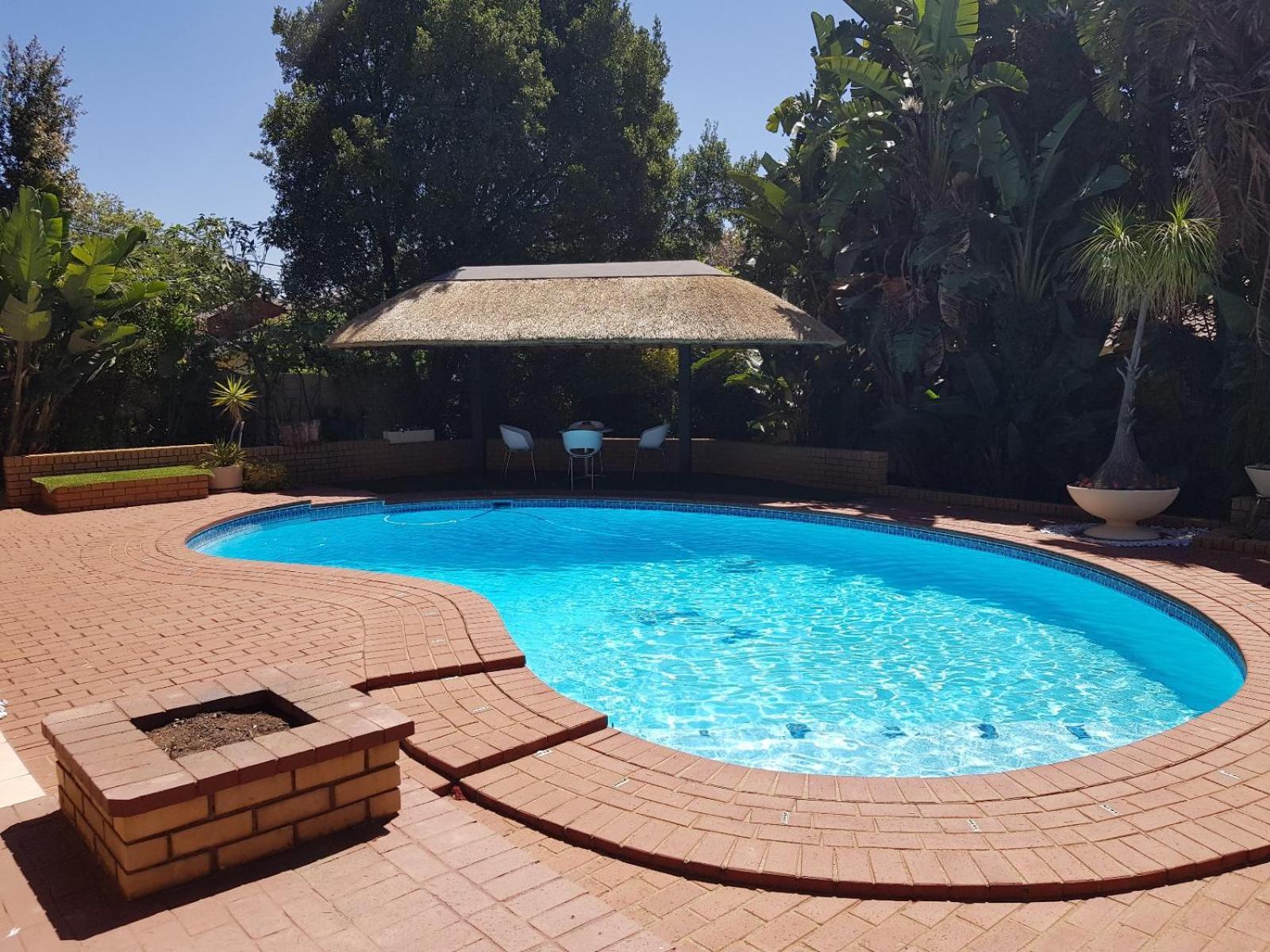 Sollunaa Guesthouse Sandton Exterior photo